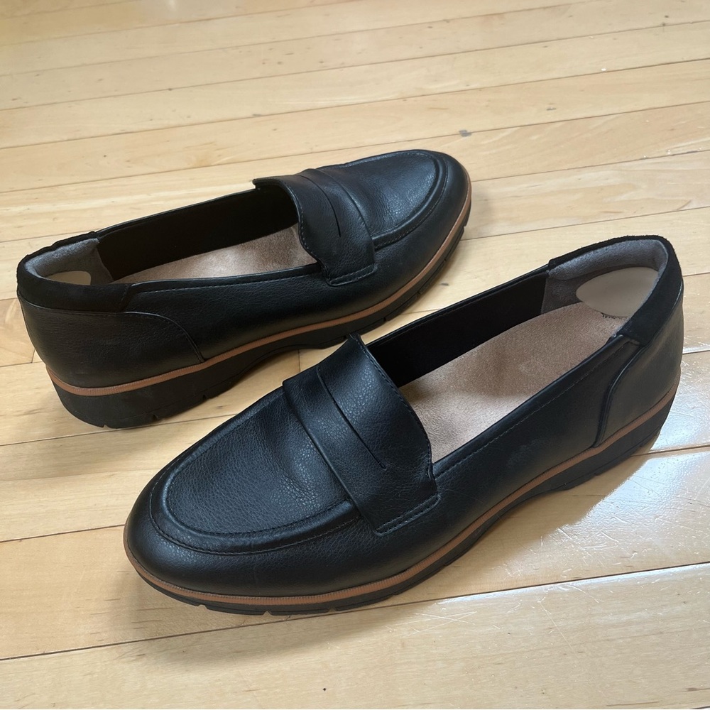 Dr. Scholl’s Black Faux Leather Loafers Women size 9